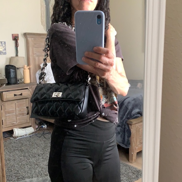 Forever 21 quilted purse - Picture 3 of 11